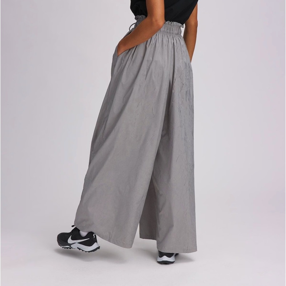 NWT Basin Range Nylon Wide Leg Pants Ultimate Gray Small Gorpcore Outdoor Modern